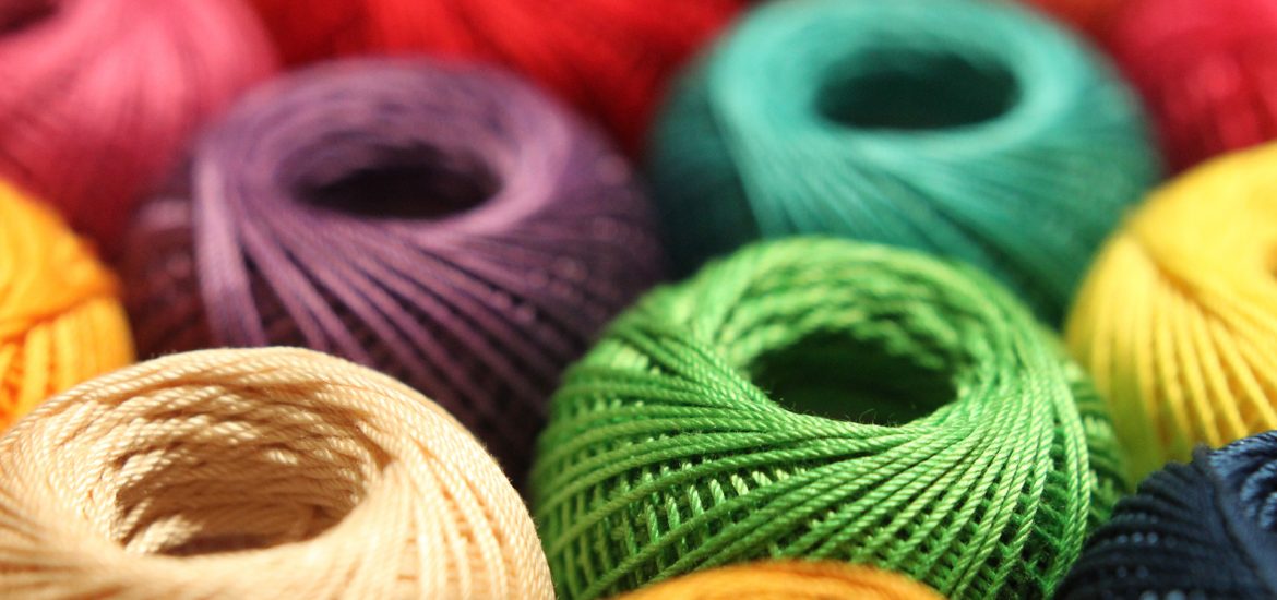 エミーグランデ・カラーズ