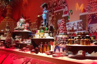 Vitrine de Noël du Printemps