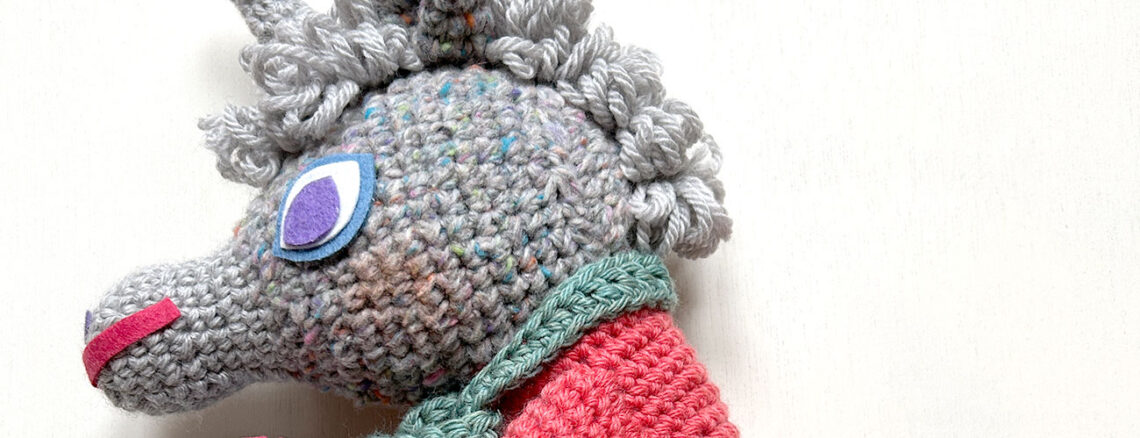 お花の好きなユニコーンのコルン