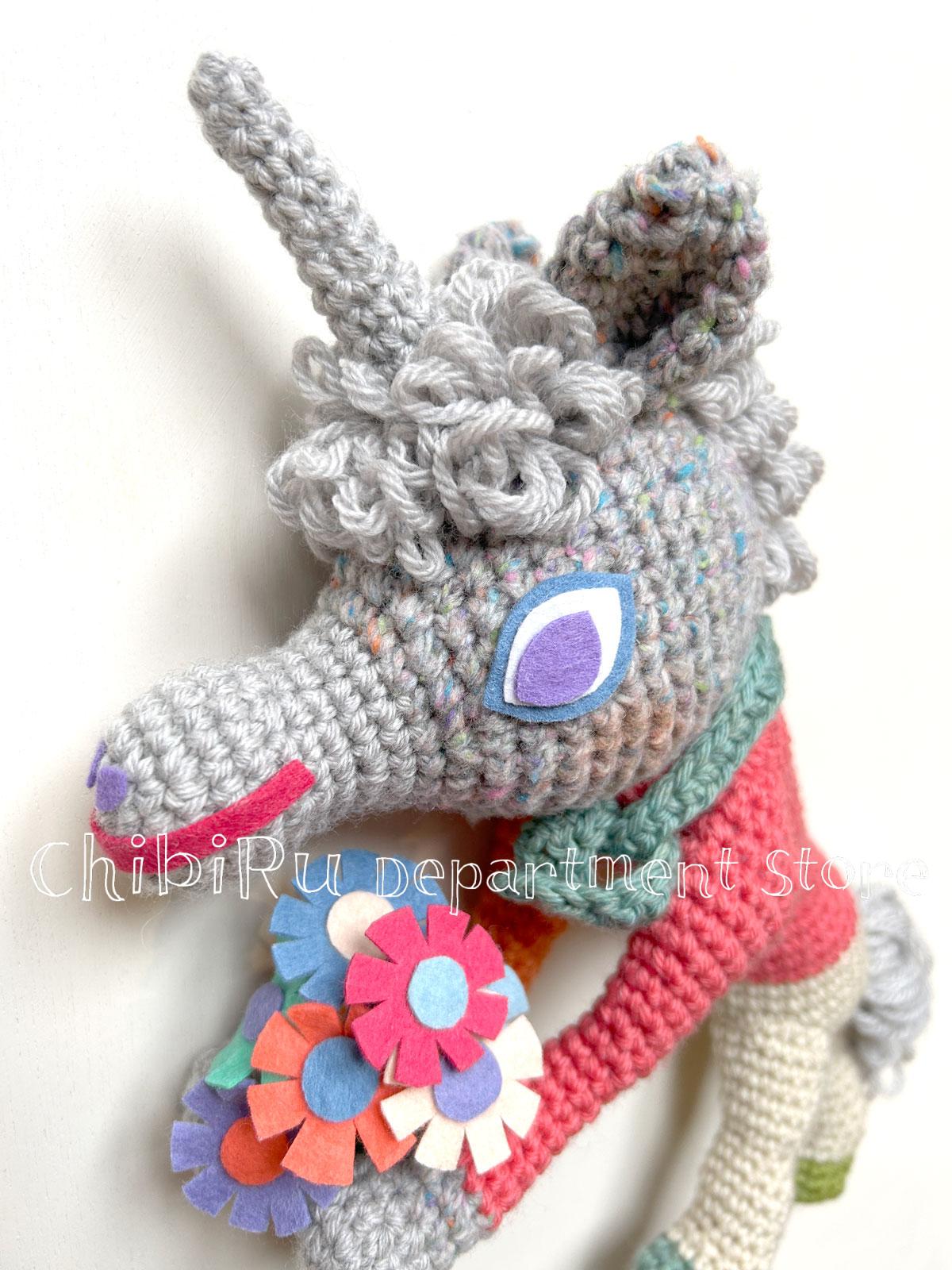 お花の好きなユニコーンのコルン